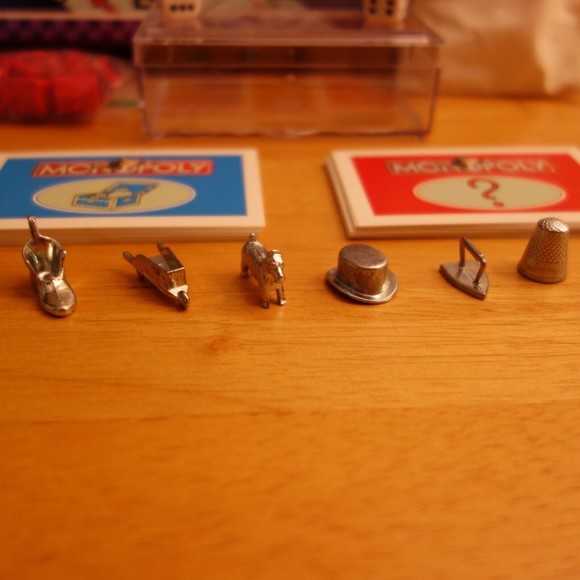 Monopoly Southampton Edition Board Game 2004 Rare Edition COMPLETE - Picture 7 of 16